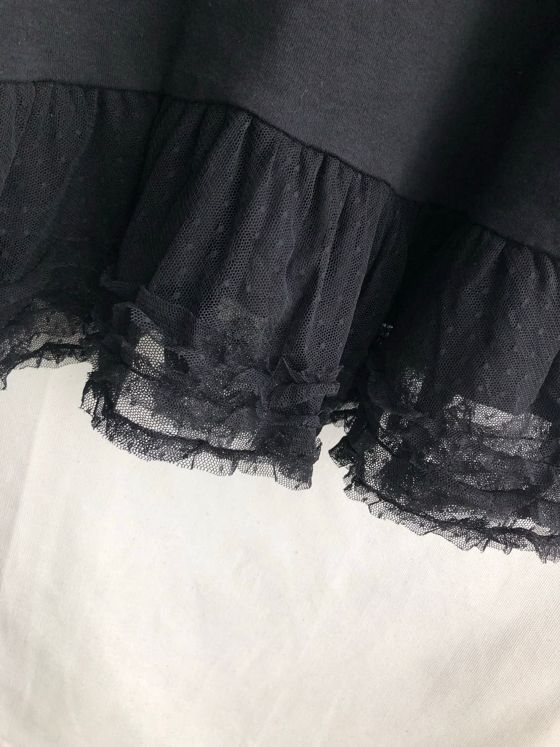 빈티지 레이어드용 블랙 도트 레이스 나시 슬리브리스 상품이미지5