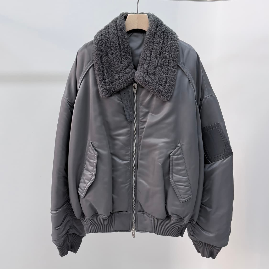 [S+급/48] 준지 무스탕 마원 항공점퍼 자켓 그레이 상품이미지1