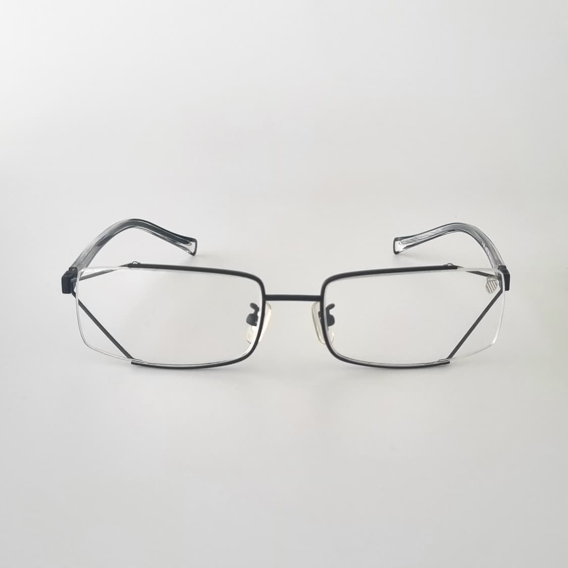 데드스탁  지적인 무드의 매트 블랙 테크니컬 메탈 안경테 1242 상품이미지8