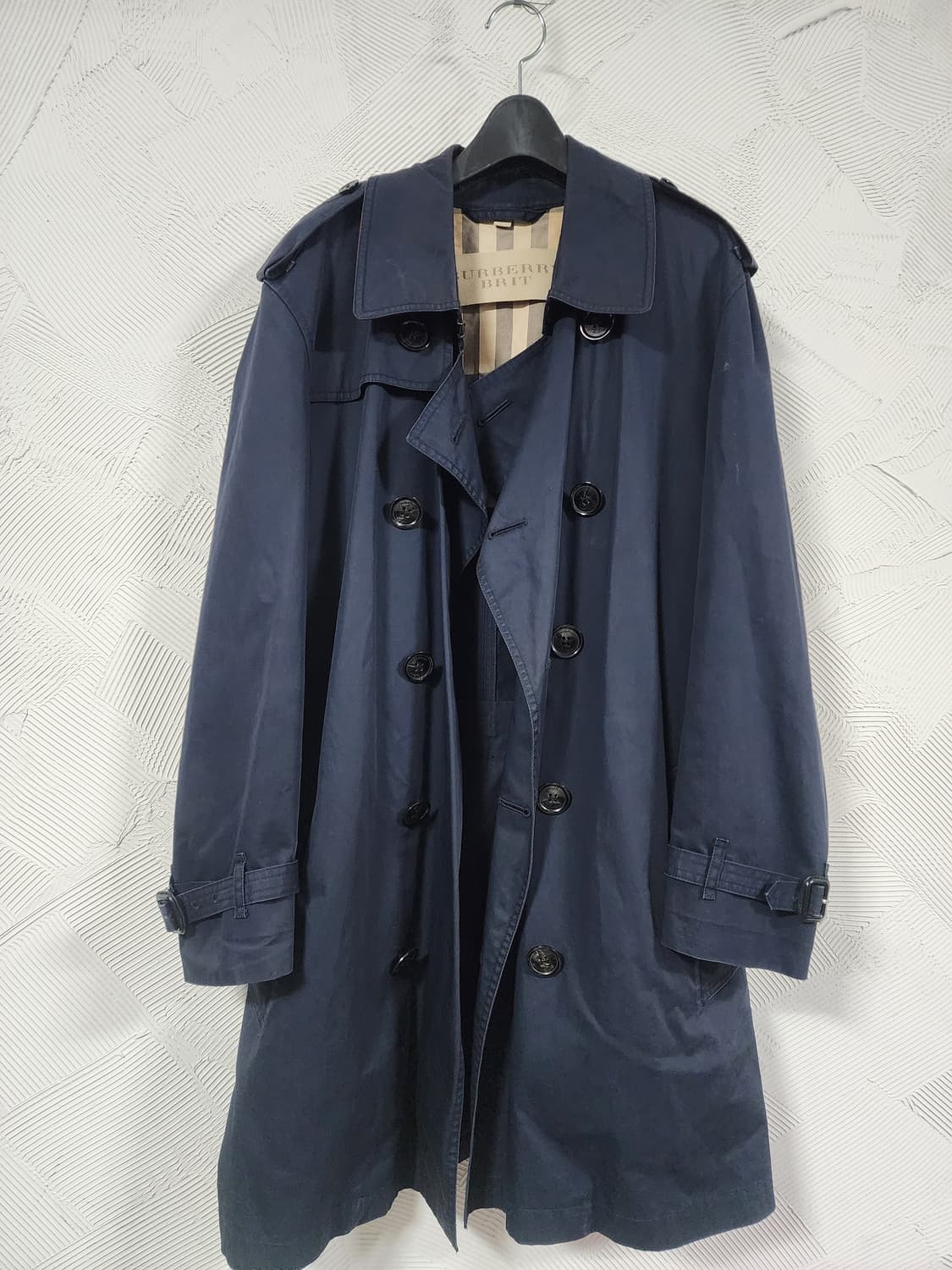 국내매장 정품 버버리 남자 네이비 트렌치코트L 상품이미지1