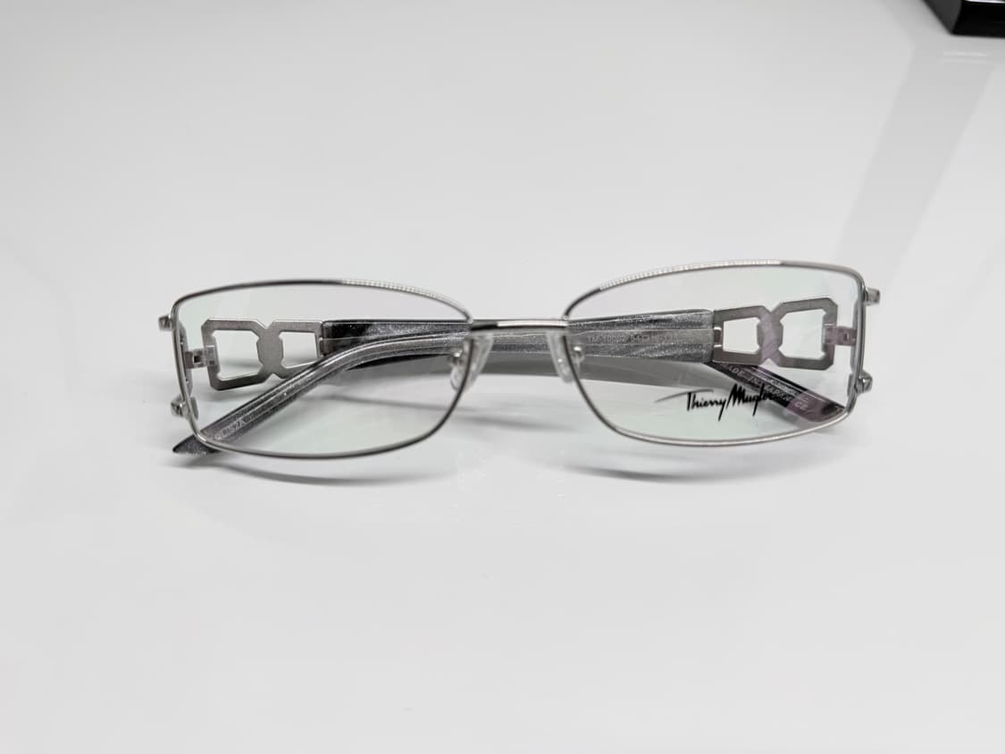 티에리뮈글러 안경 상품이미지4