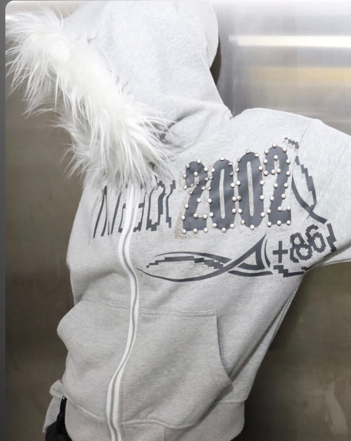 비엑세스 퍼 후드집업 그레이 상품이미지2