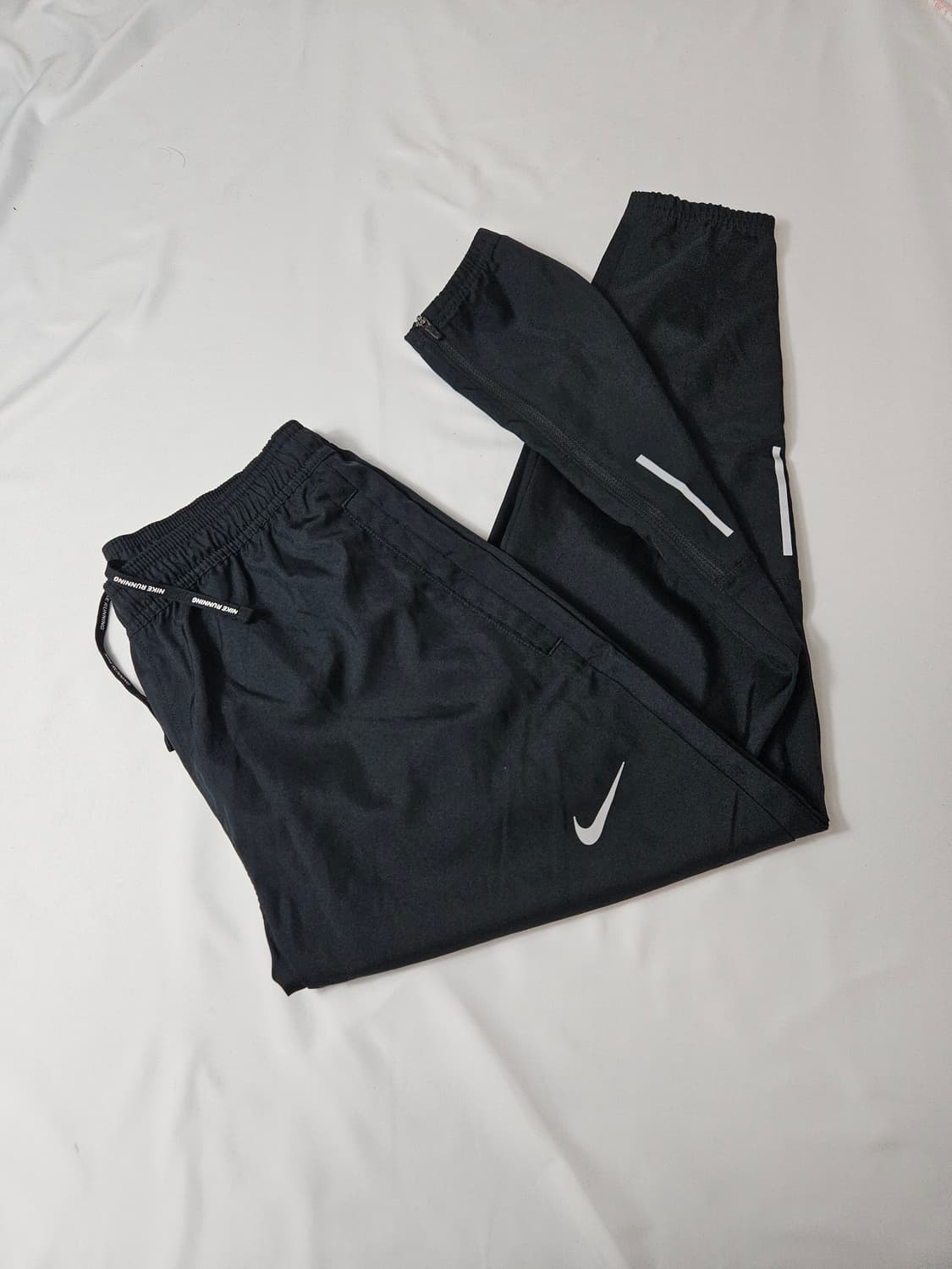 나이키 러닝 페놈팬츠 에센셜 스카치 리틀렉티브 우븐 M (거의 새상품) 상품이미지2