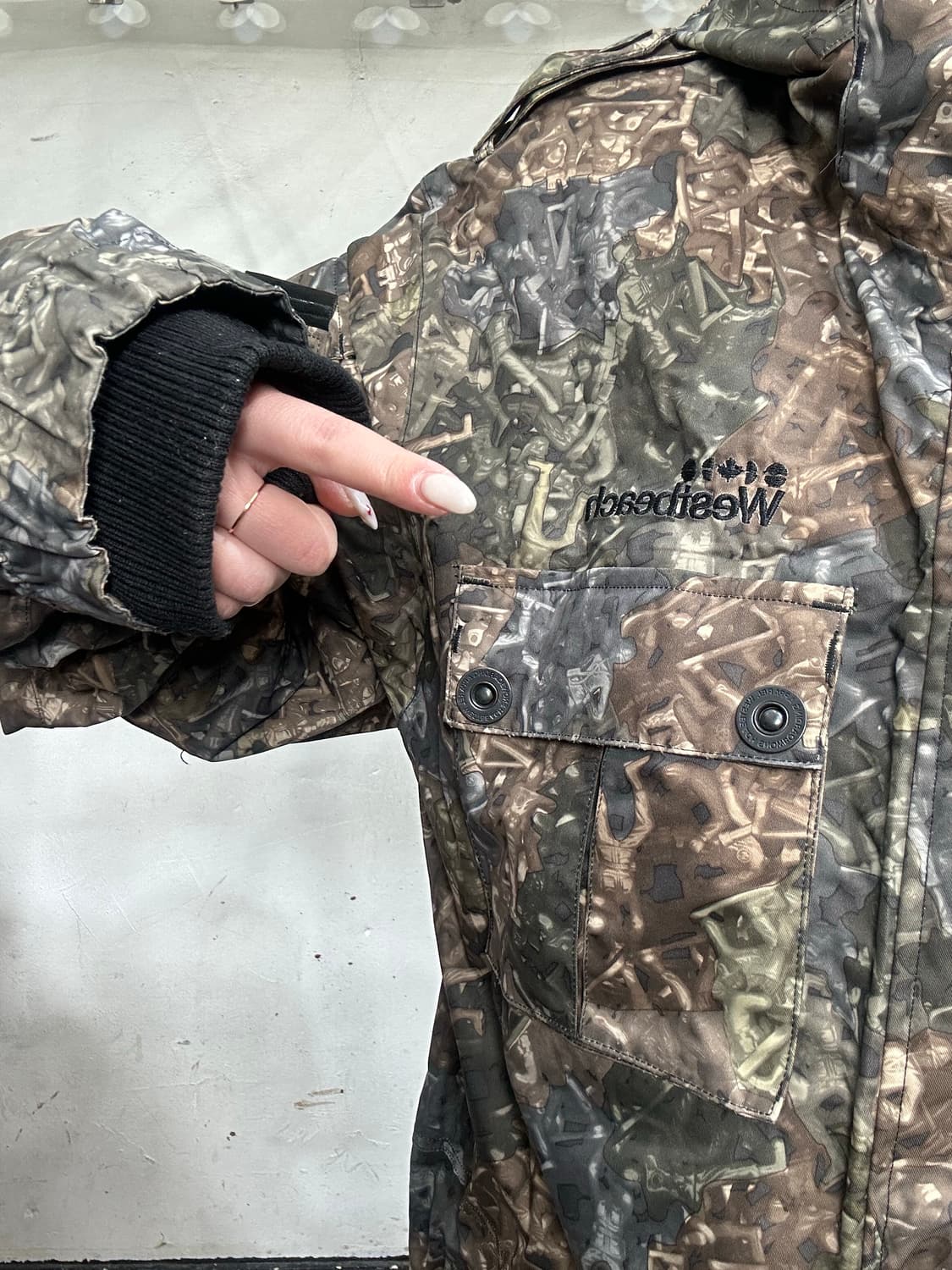 Westbeach 카모 패턴 고프코어 바람막이 후드 자켓 점퍼 L 상품이미지4