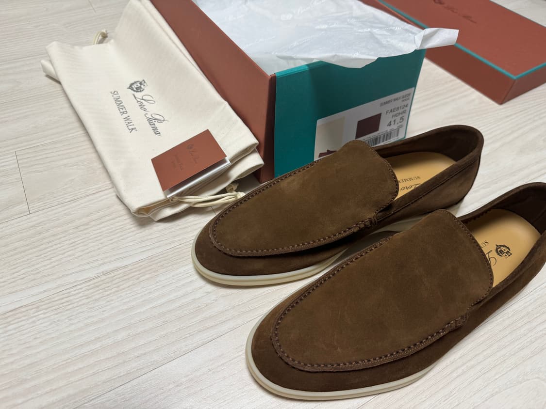 로로피아나 섬머워크 41.5size 상품이미지1