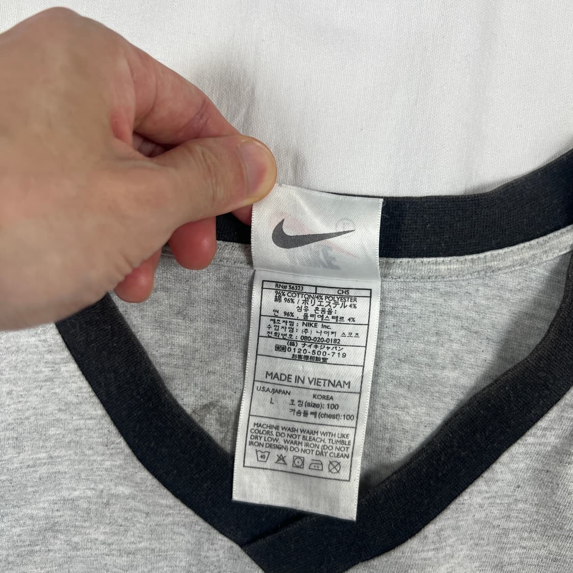 90‘s 나이키 nike 센터스우시 로고 브이넥 링거 반팔티 상품이미지6