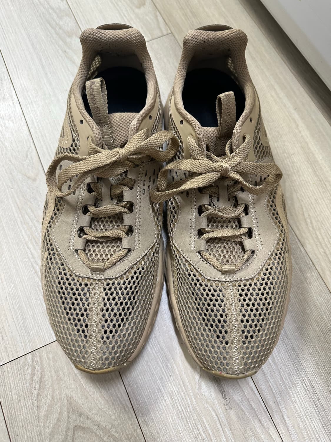 아크네스튜디오 스니커즈 상품이미지1