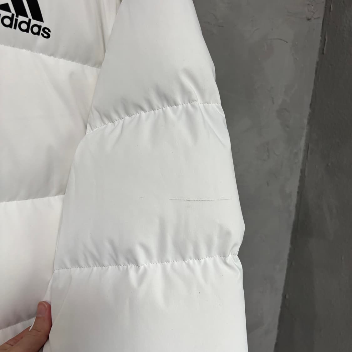 아디다스 덕다운 롱패딩 화이트 상품이미지4