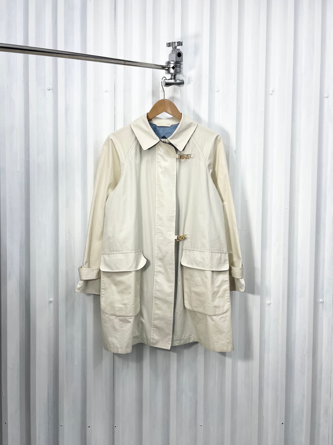 90s Burberry 금장 트렌치코트 상품이미지1