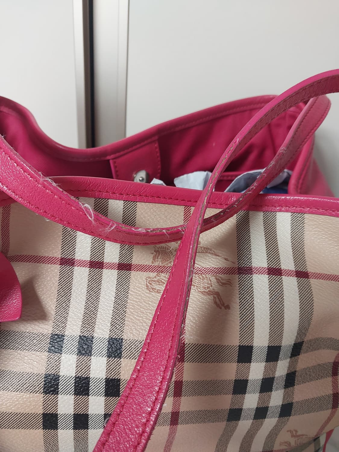 버버리 핑크 헤이마켓 체크 리본 토트백 상품이미지8