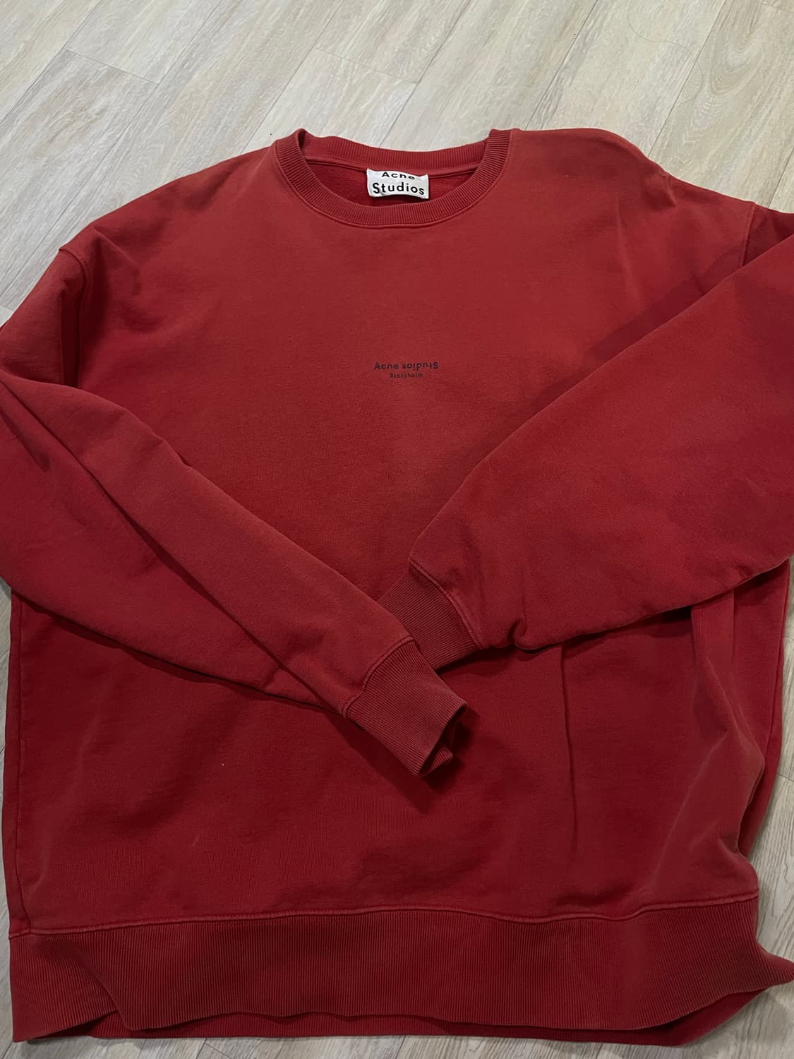 아크네스튜디오 맨투맨  상품이미지1