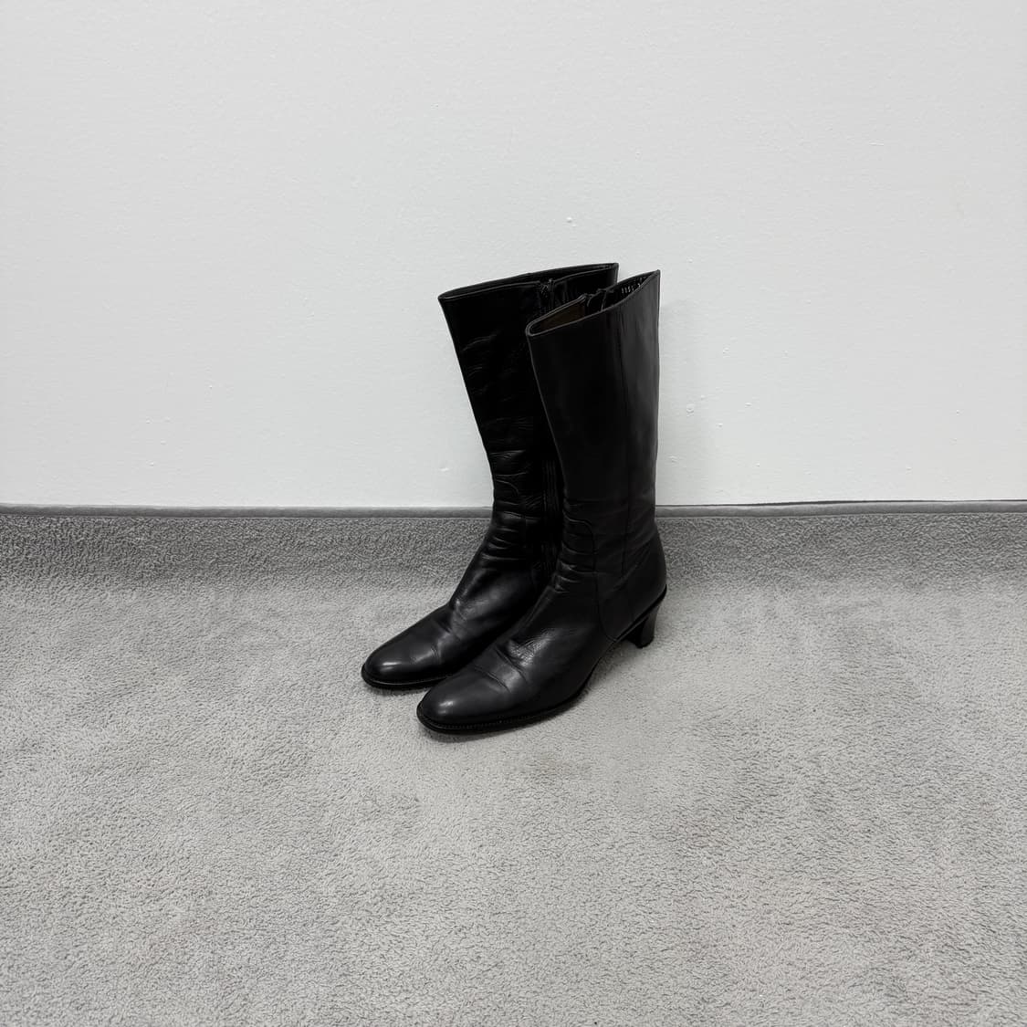 Margaret Howell mid heel boots 상품이미지1