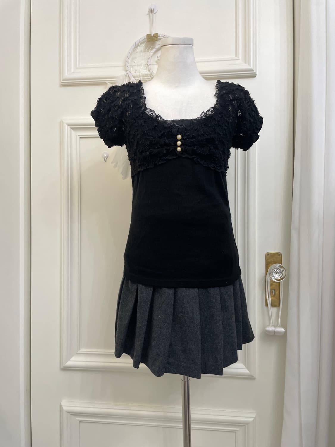 black sleeve crochet shirring knit top&l 상품이미지1