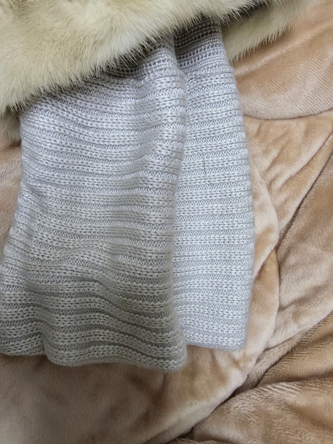 파비오가파치실크밍크자켓 42사이즈 상품이미지3