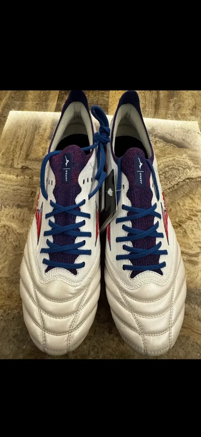 미즈노축구화 상품이미지2