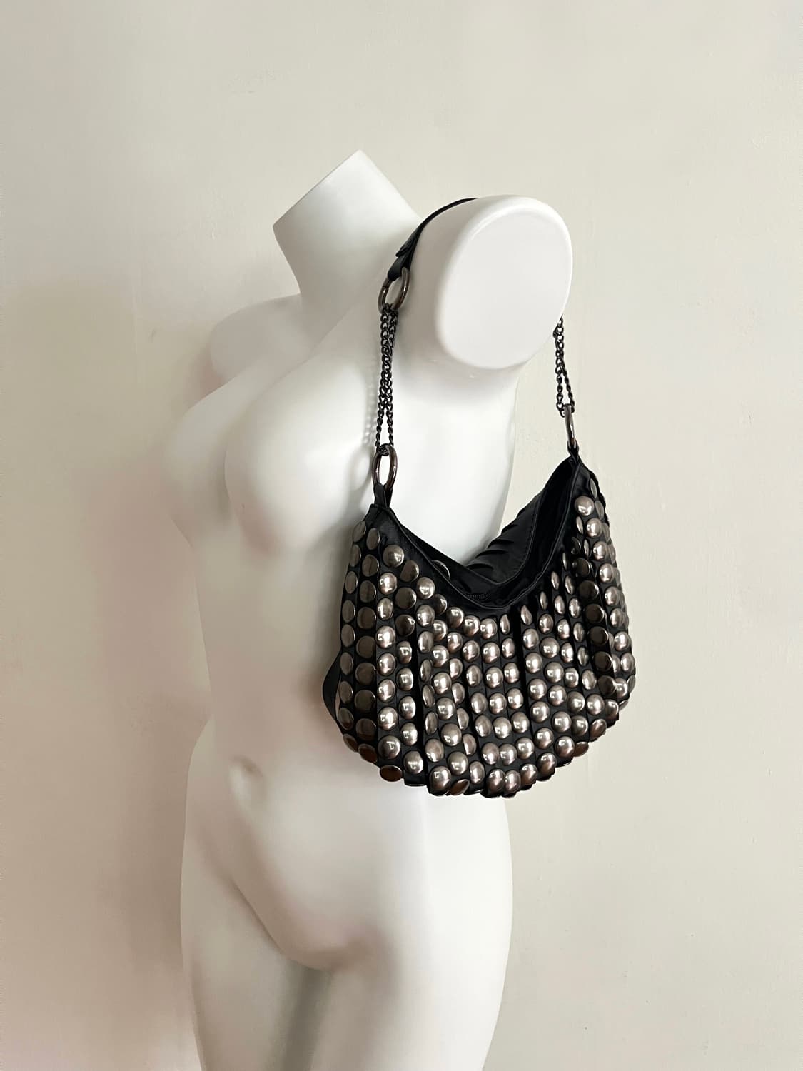 Stud leather chain bag 상품이미지3