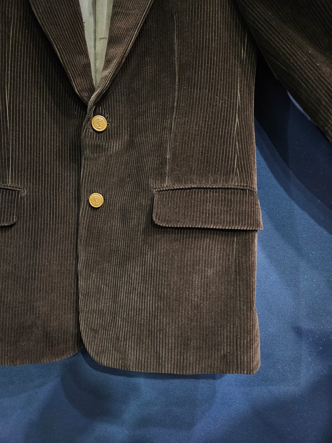 입생로랑 브라운컬러 남성 100 코듀로이 정장자켓  상품이미지6