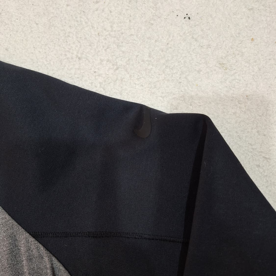 나이키골프  기능서방풍티100 상품이미지2