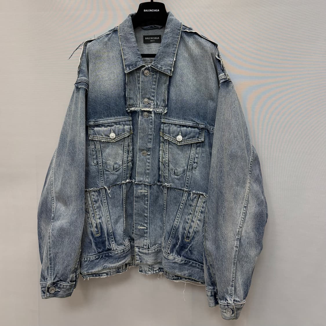 발렌시아가 컷업 데님자켓 (110)  상품이미지3