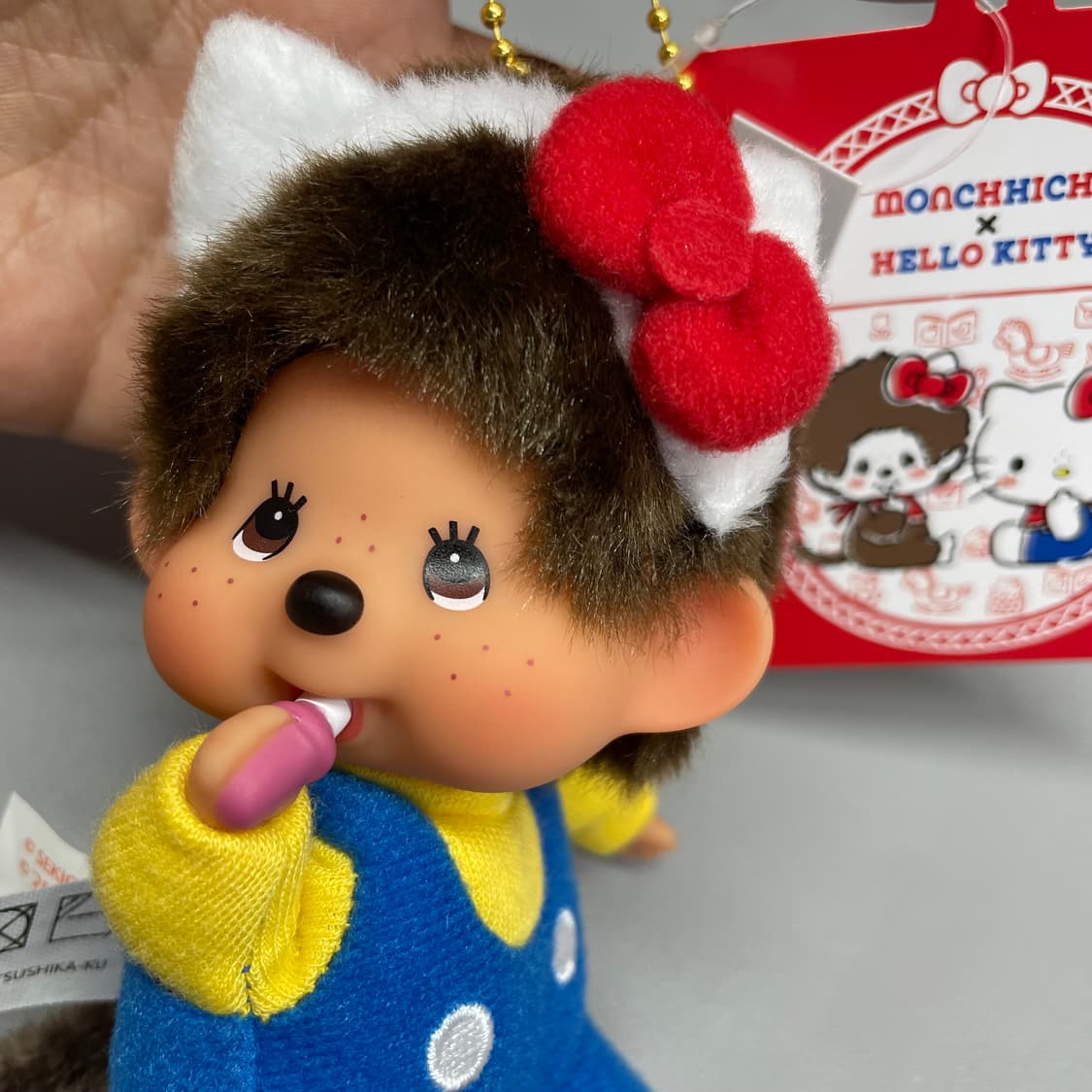 몬치치 X 헬로키티 콜라보 인형 키링 상품이미지1