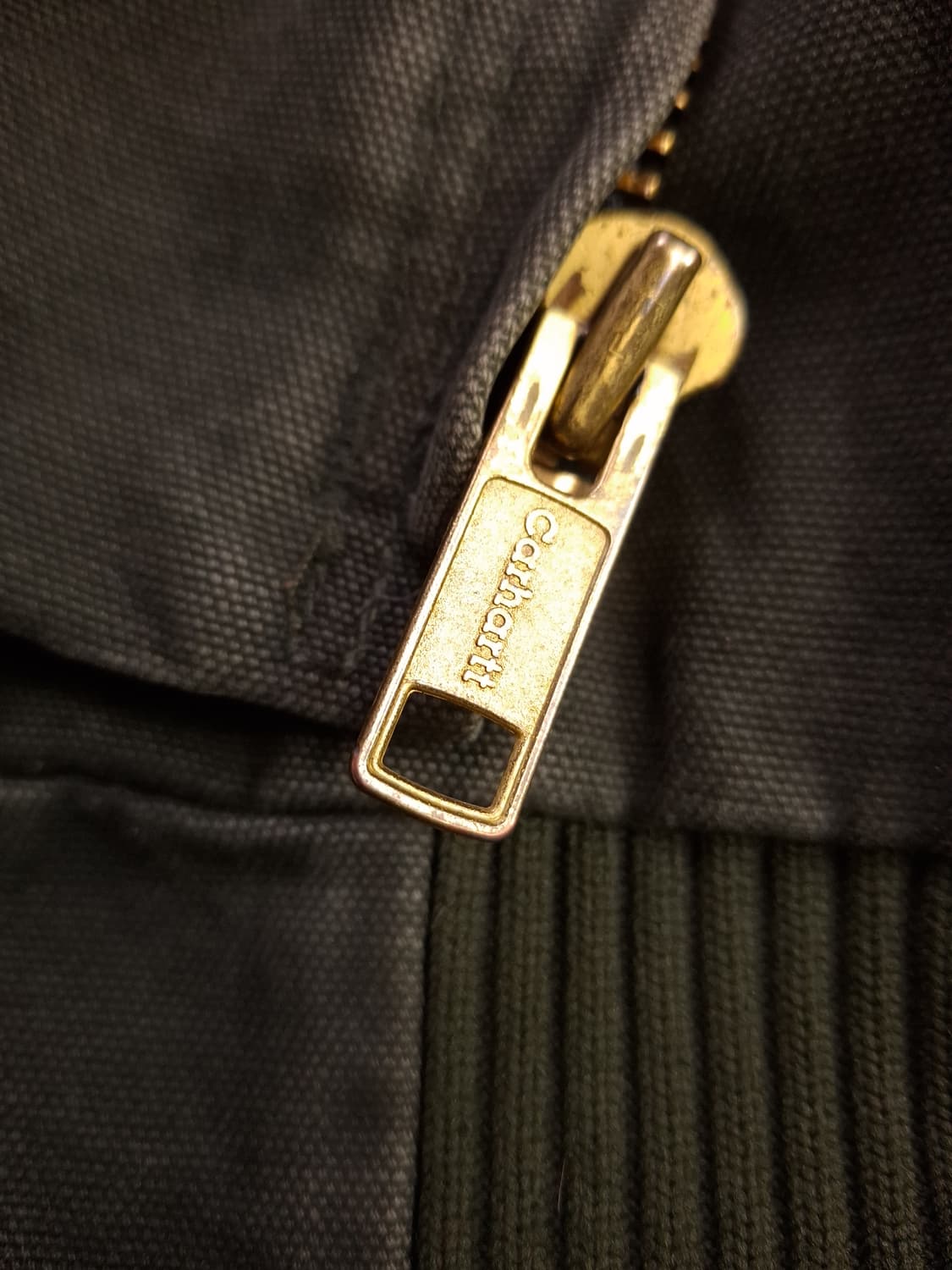 오리지날 구형 칼하트 J-130 모스그린 덕액티브 후드자켓 상품이미지4