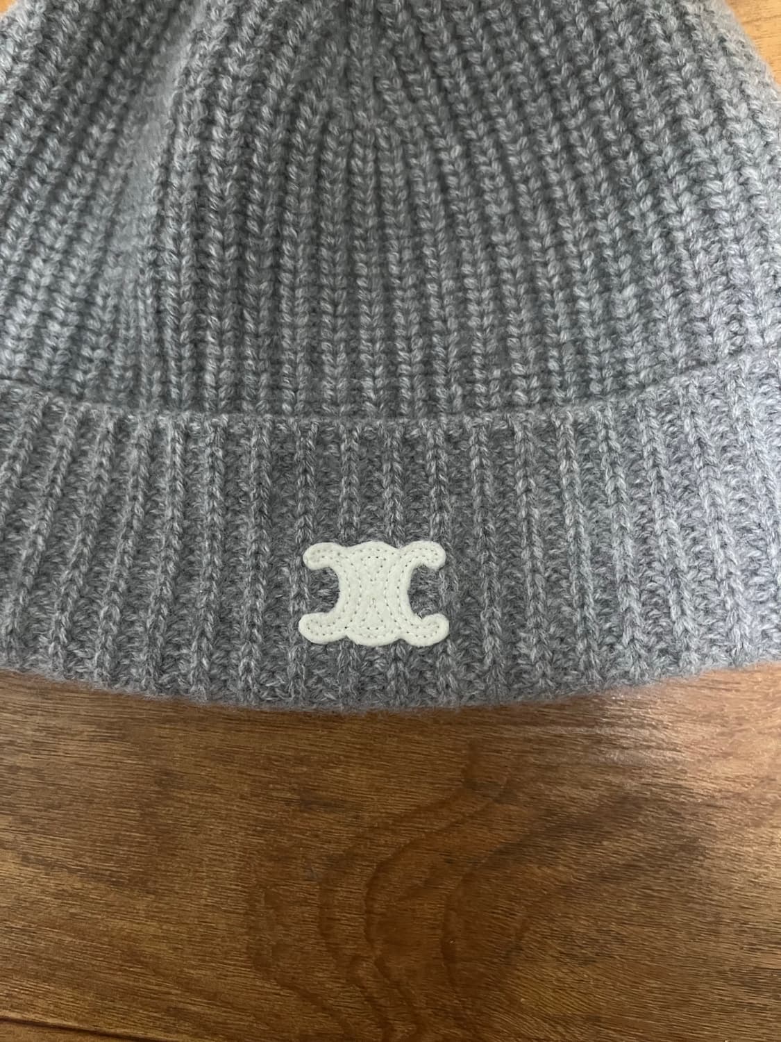 셀린느 트리옹프 캐시미어 비니 상품이미지2