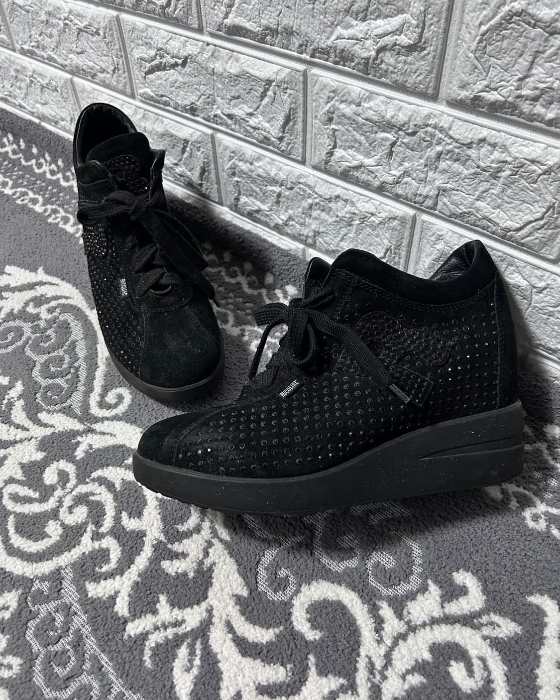 Ruco line 비즈 히든 웨지 스니커즈 상품이미지1