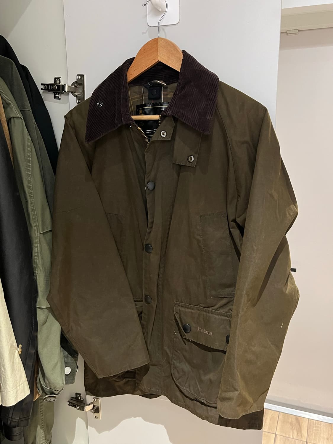 Barbour Classic Bedale 클래식 비데일 상품이미지1
