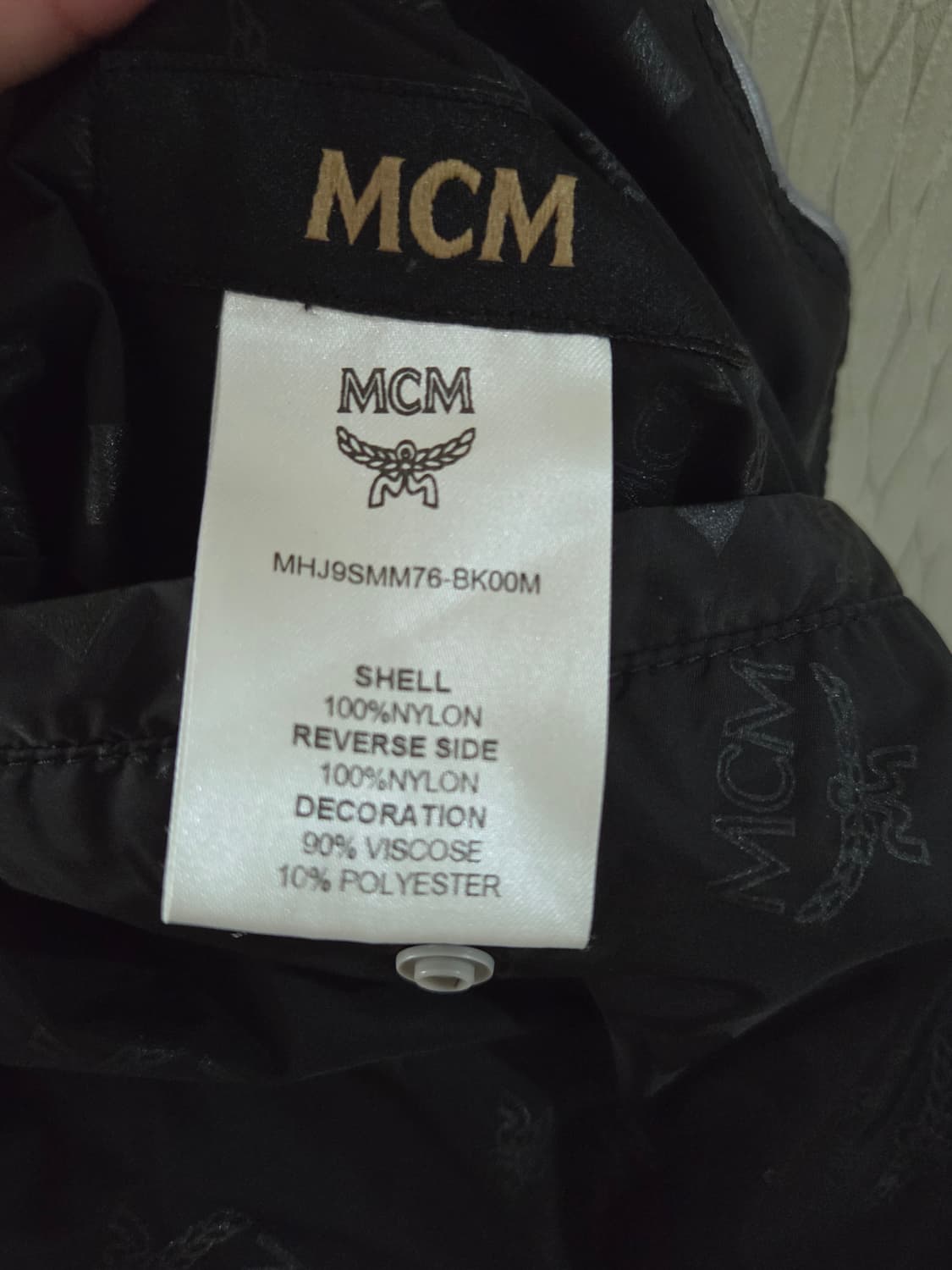 [MCM] 리버시블 바람막이 자켓 (블랙 패턴 / 실버 메탈릭) 상품이미지6