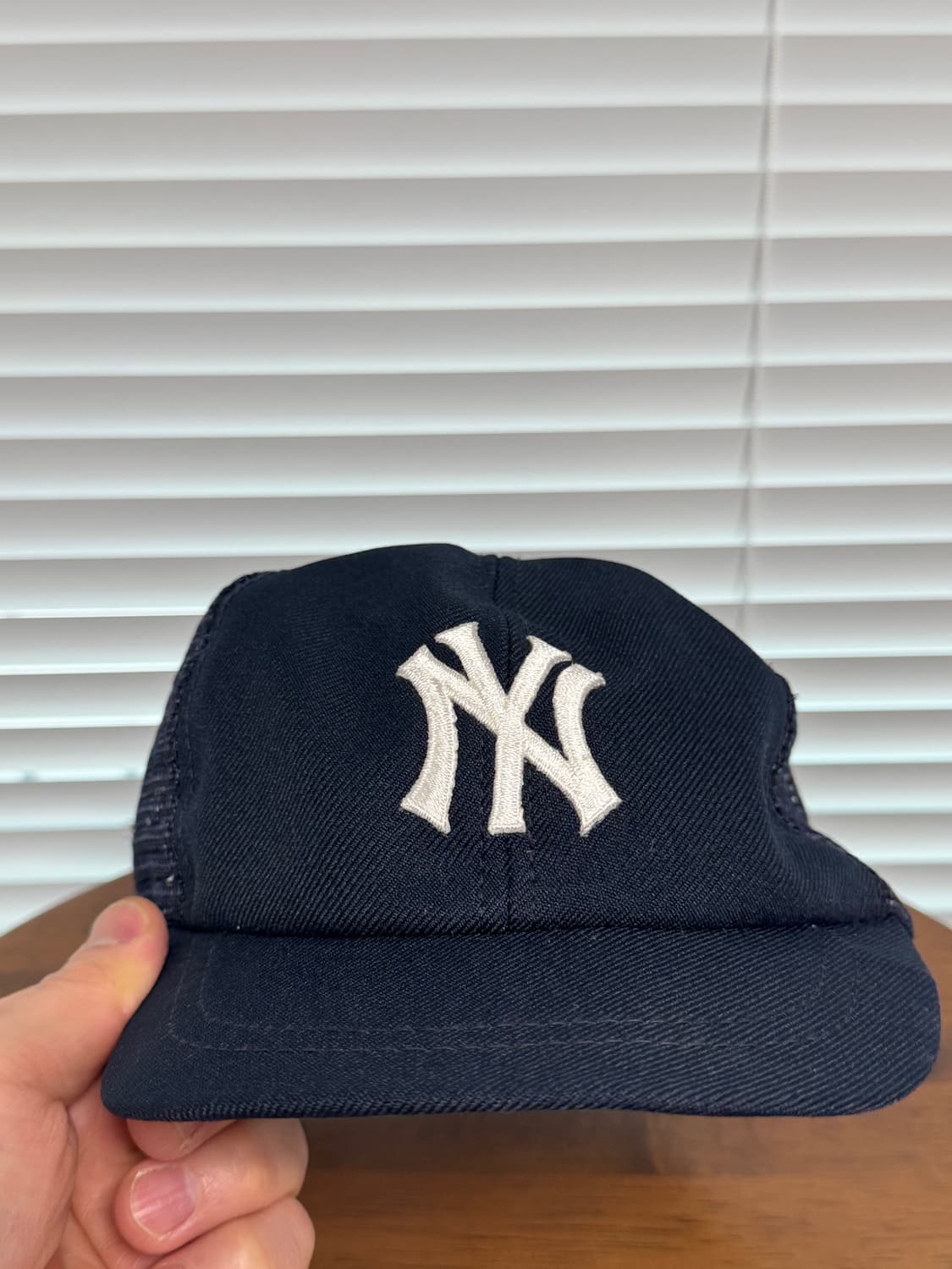 90s 뉴욕 양키즈 트러커 햇 usa made (키즈 사이즈) 상품이미지2