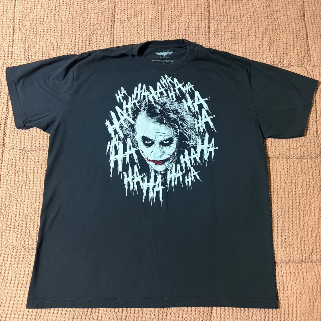 배트맨 트릴로지 10주년 기념 조커 티셔츠 상품이미지2