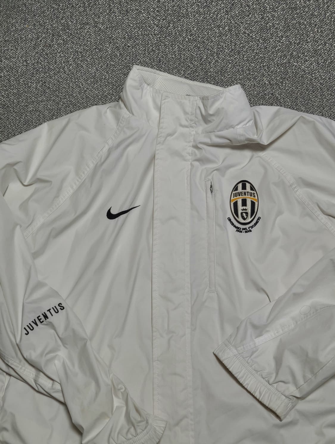 나이키 05 유벤투스 바람막이  105 상품이미지3