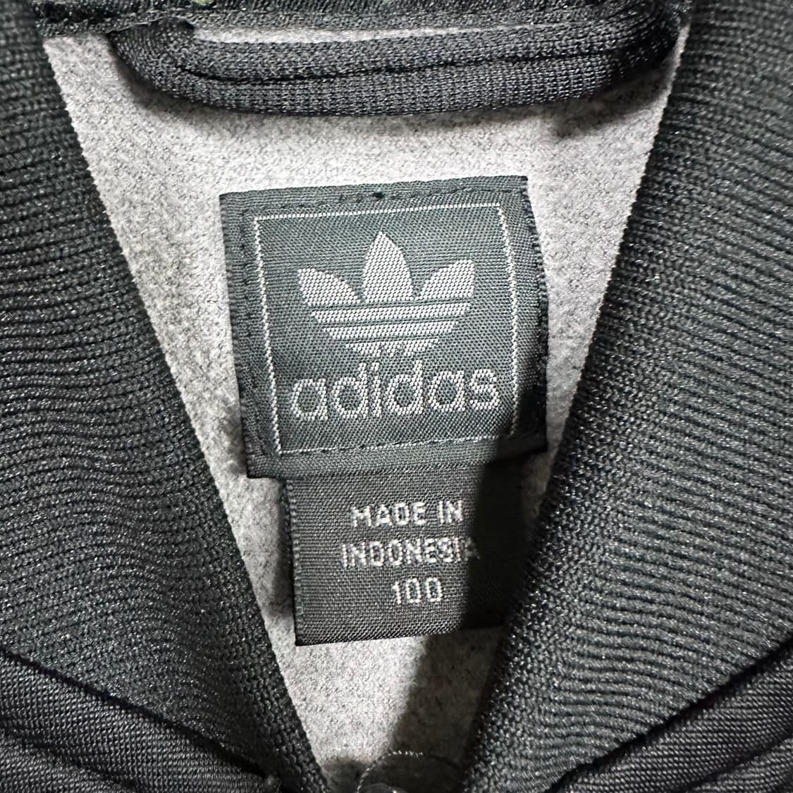 ✨ (바배) 아디다스 흑탭 검금 트랙탑 져지 상품이미지3