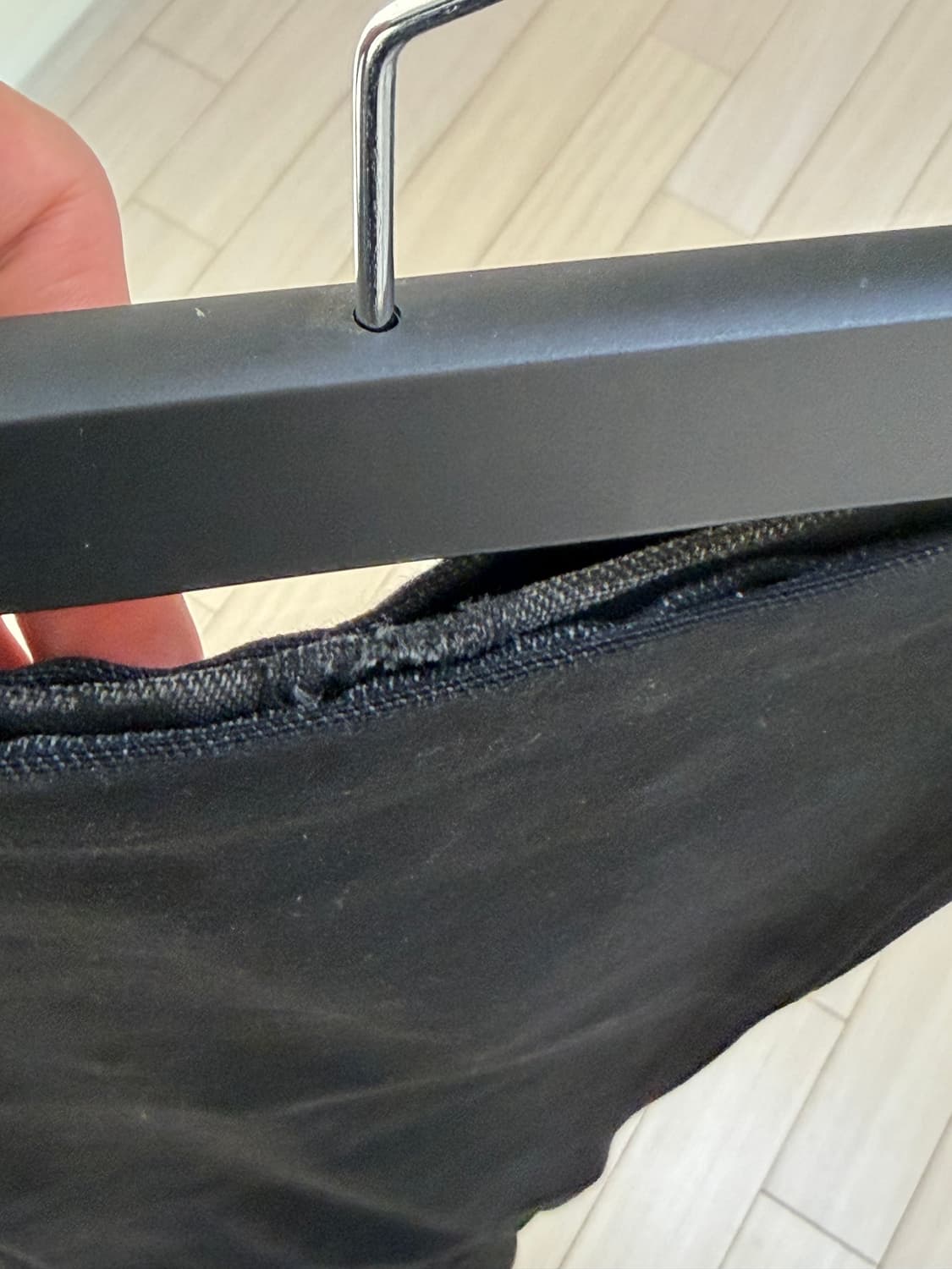 웨이비니스 아가일 플레어팬츠 블랙 (1) 상품이미지3