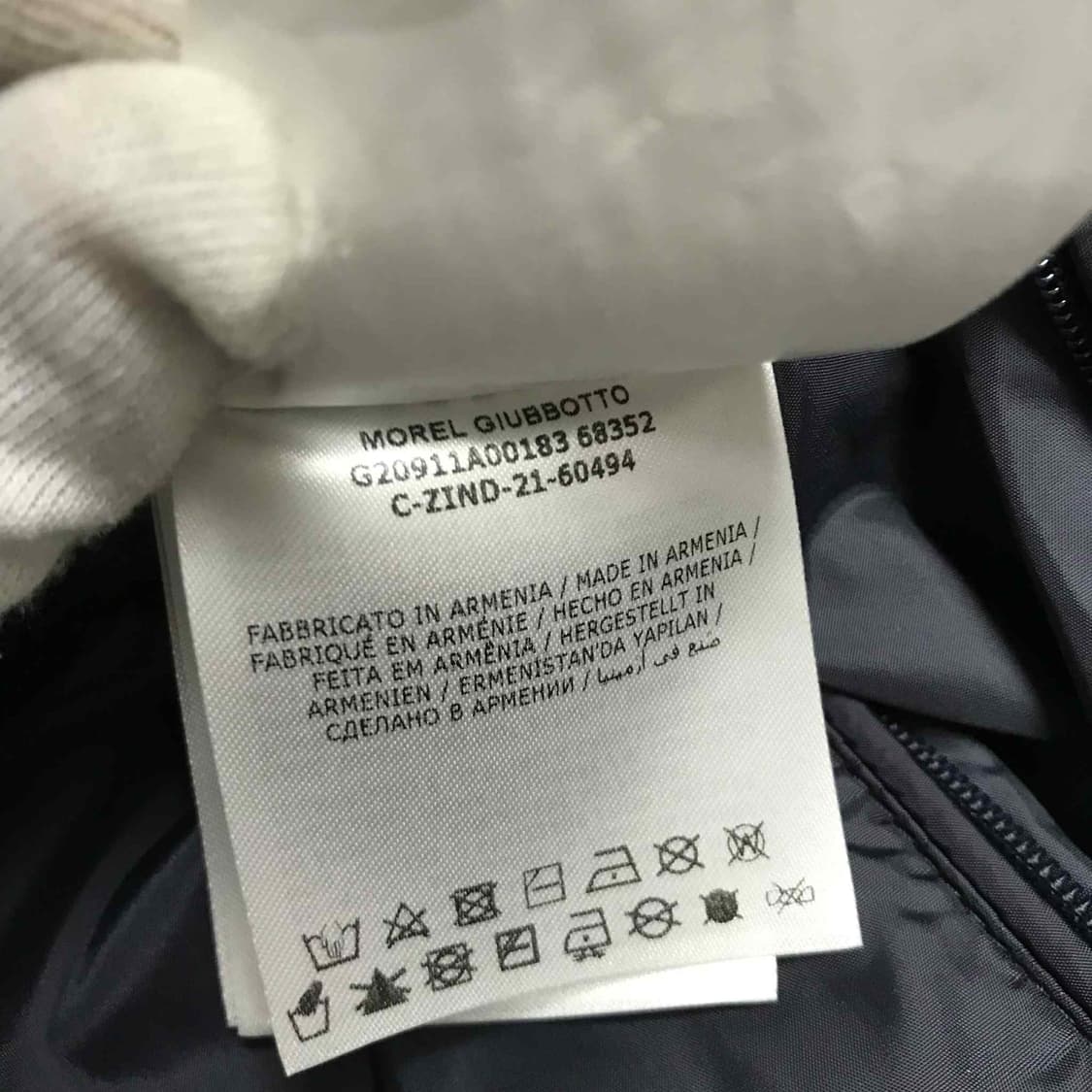 {클로젯}[4][22F/w 백화점판]몽클레어 모렐 숏 다운 패딩 상품이미지10