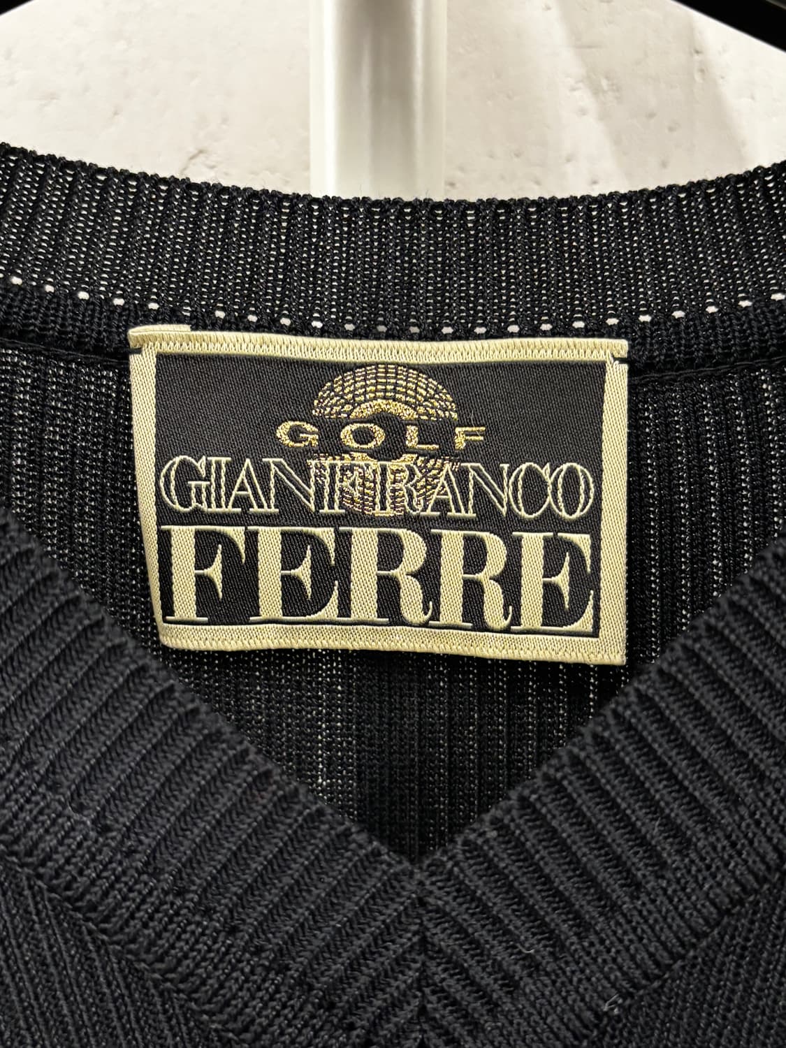 GOLF GIANFRANCO FERRE 블랙 V넥 니트 베스트 52 L 상품이미지4