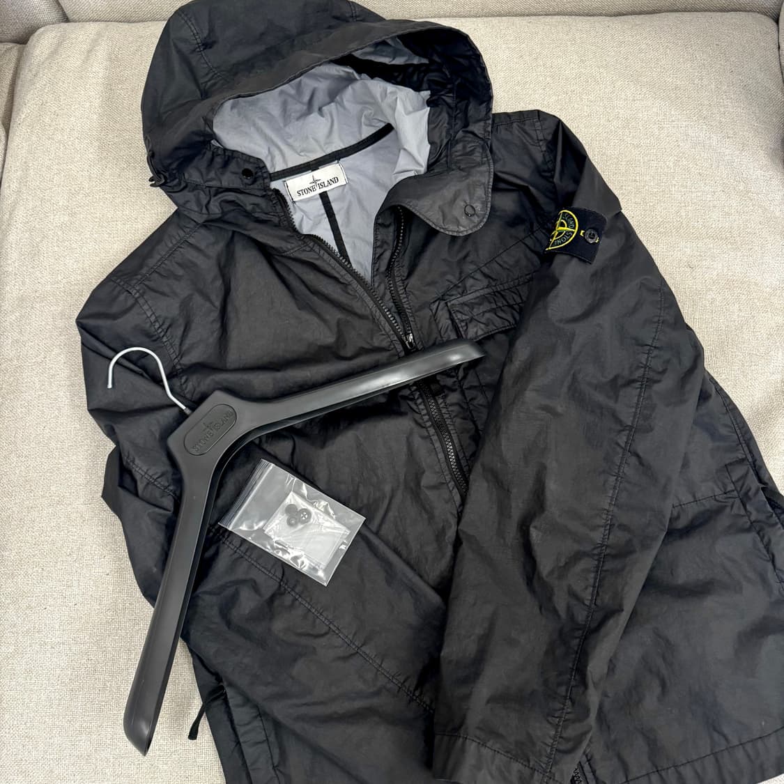 스톤아일랜드 바람막이 멤브라나 3L TC 가먼트 다이드 후드 자켓 M 상품이미지1