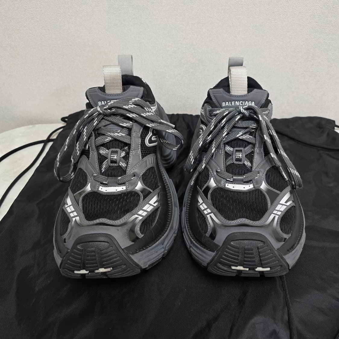 발렌시아가 6xl 스니커즈 44사이즈 판매 상품이미지2