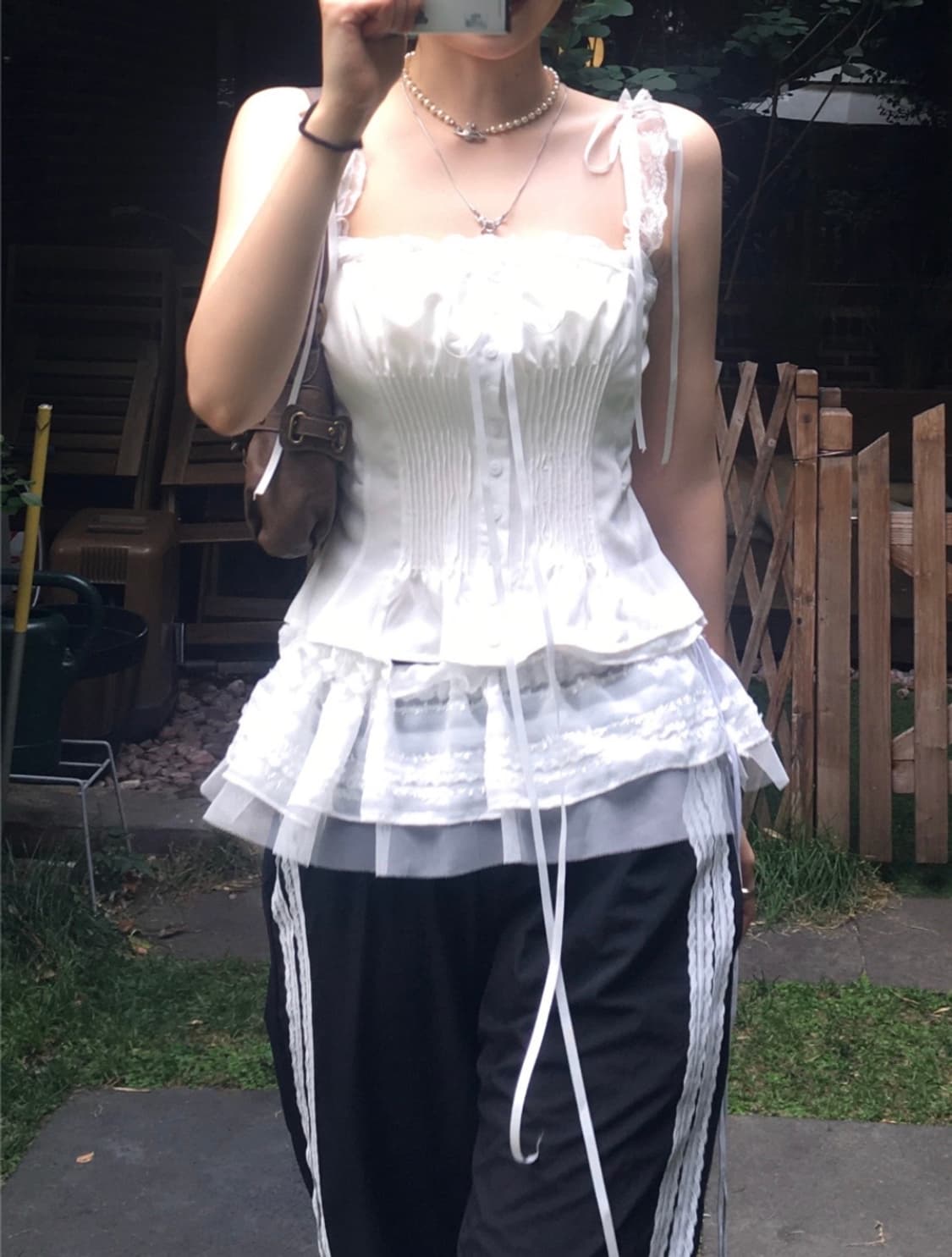 딧소어 ditsor 일루젼 프릴 벨트 레이어드 스커트 화이트 상품이미지1