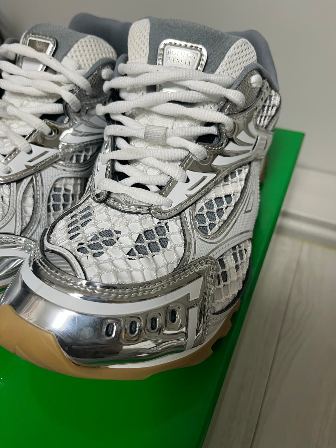 보테가베네타 오르빗 스니커즈 실버 38 상품이미지3