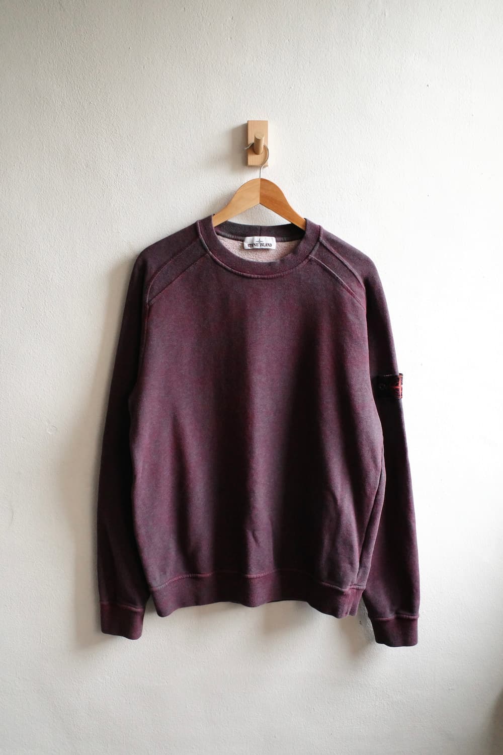 스톤아일랜드 더스트 스웻셔츠 상품이미지1