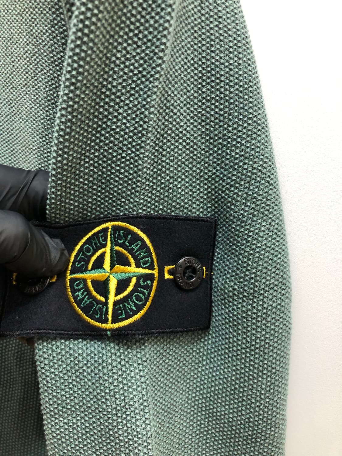 [M] 스톤아일랜드 와펜 패치 니트 에메랄드 상품이미지3