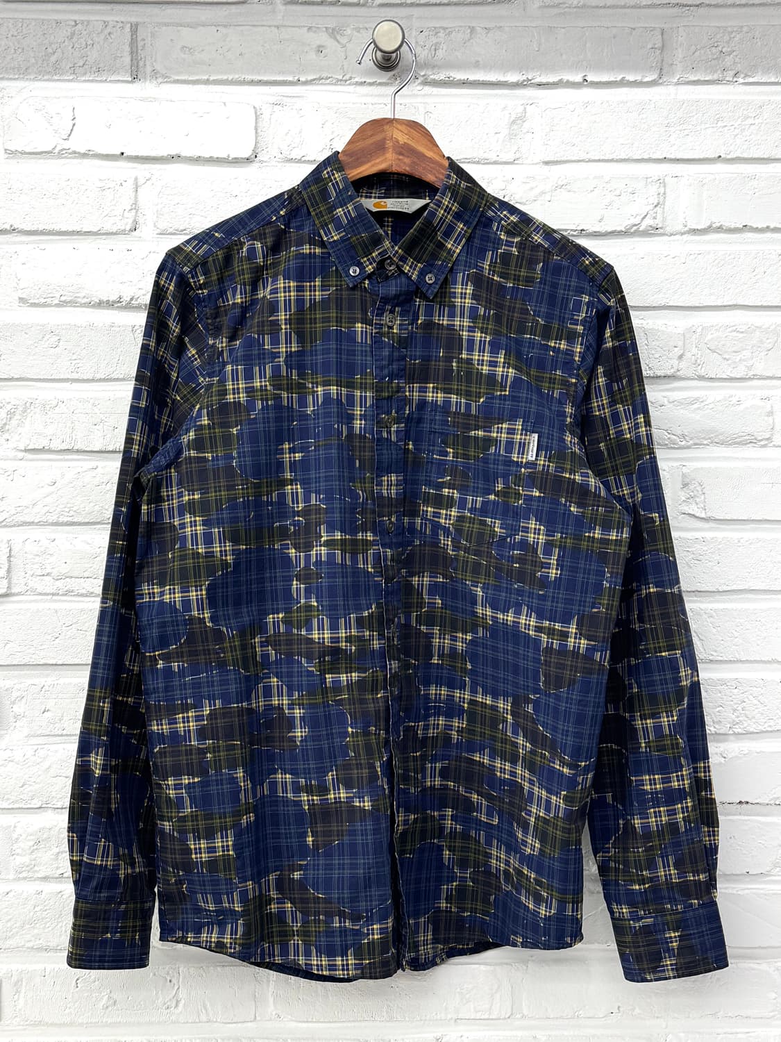칼하트 네이비 카모 체크 셔츠 상품이미지3