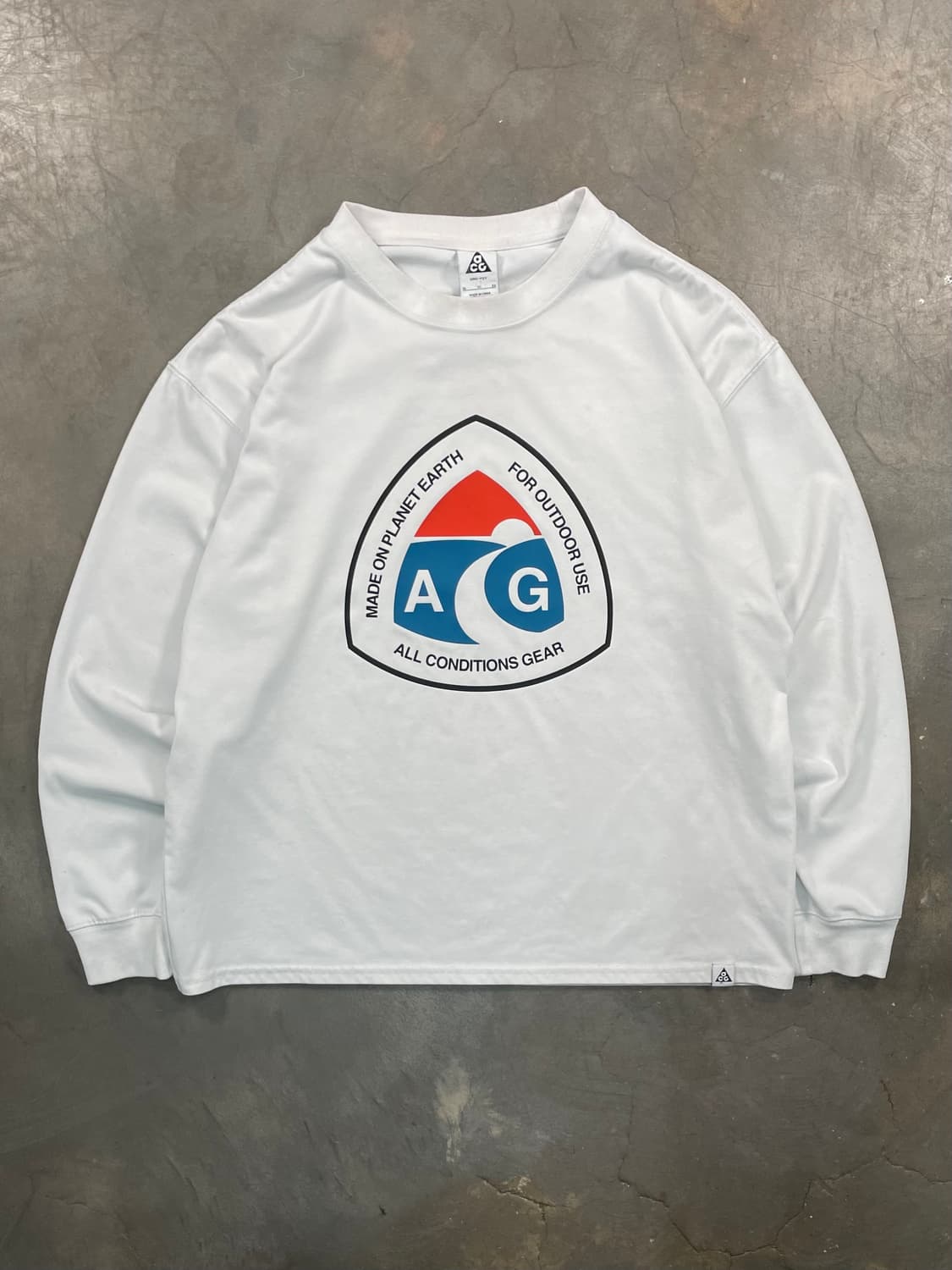 나이키 ACG 롱 슬리브 상품이미지1