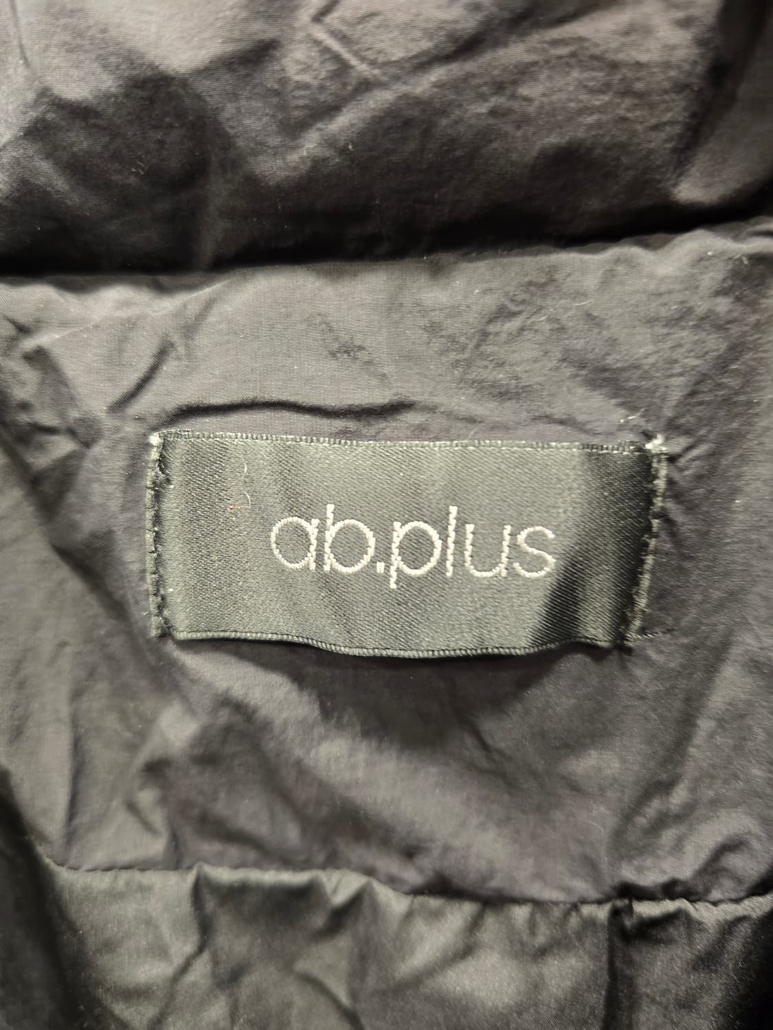 거의새거) 에이비플러스 ab.plus 여성 다운 패딩 점퍼 블랙 66정도 상품이미지7