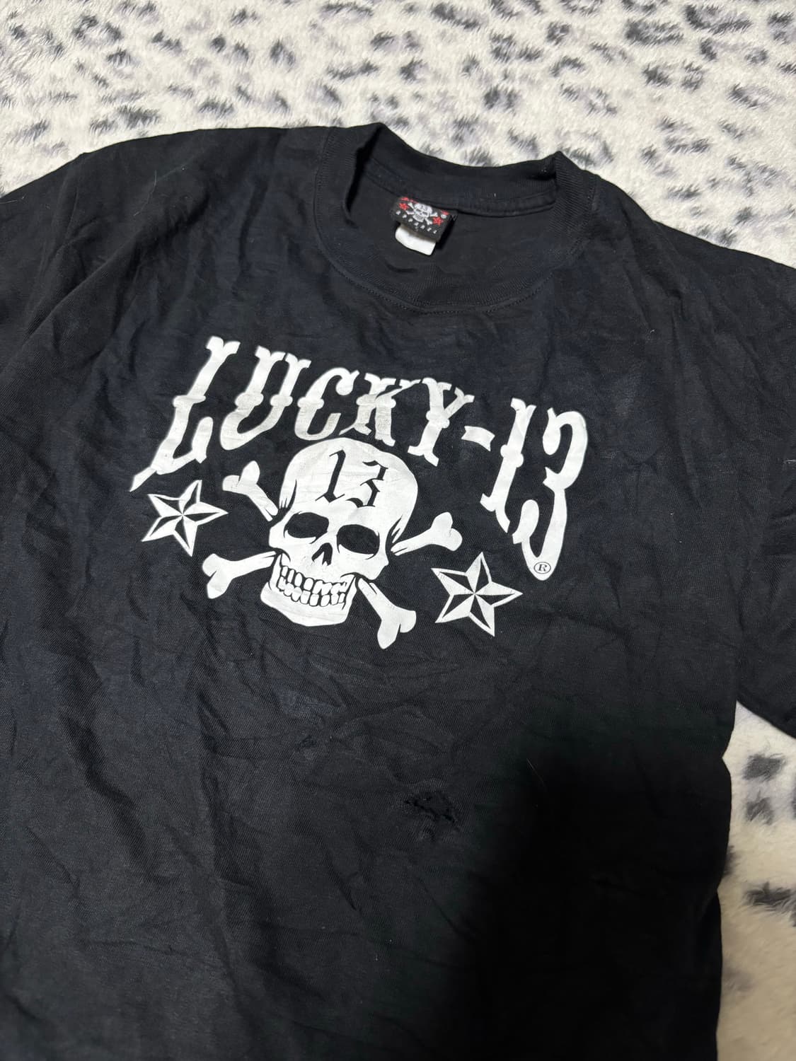 “Unknown” Lucky-13 Skull Print Tee 상품이미지2