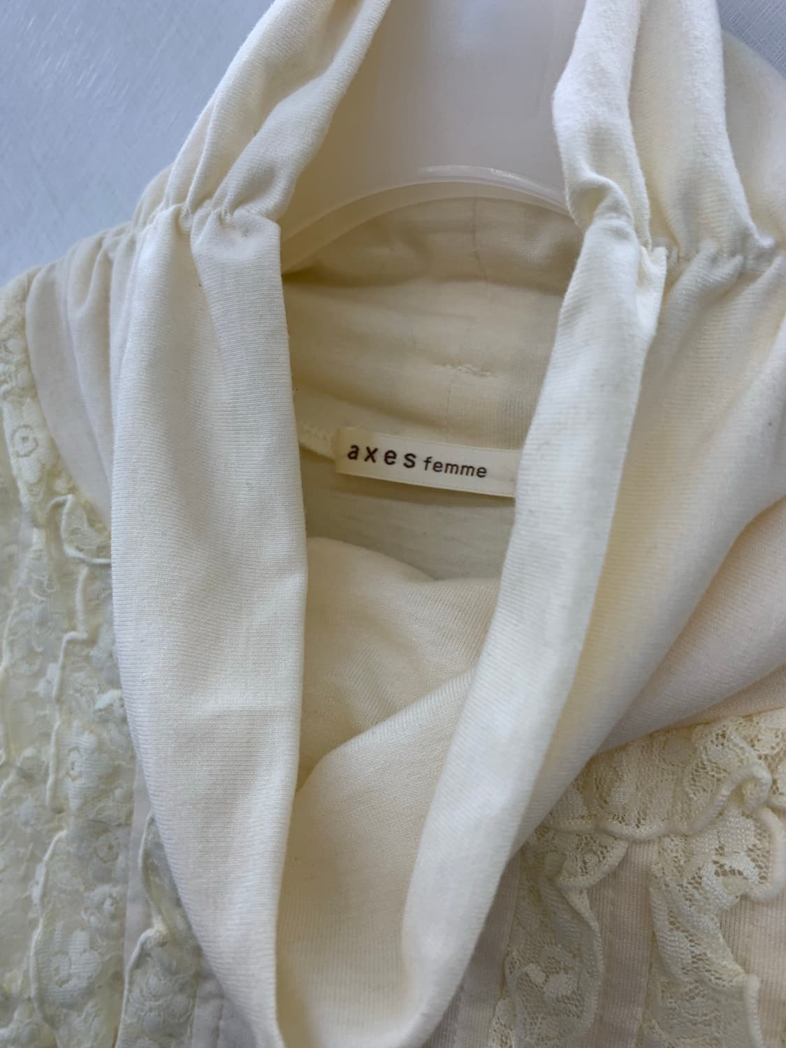 엑시즈팜 레이스 퍼프 탑 상품이미지7