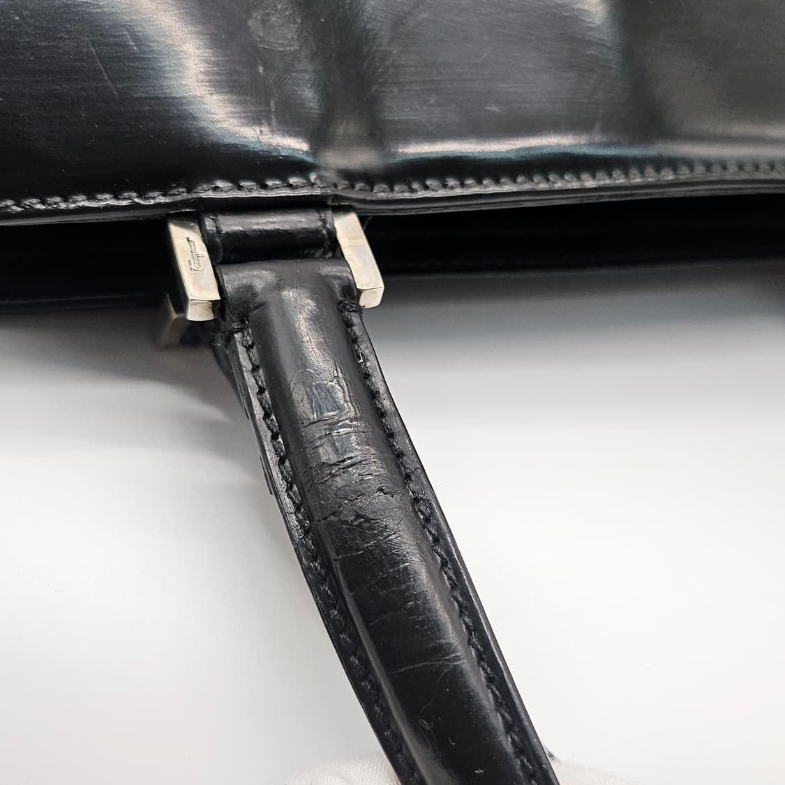 정품 페라가모 사첼 간치니 은장 투웨이백 상품이미지9