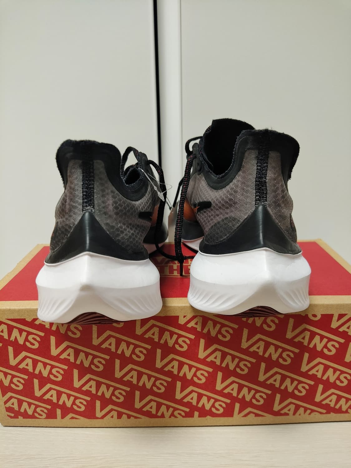 새상품 나이키 런닝화 255 상품이미지4