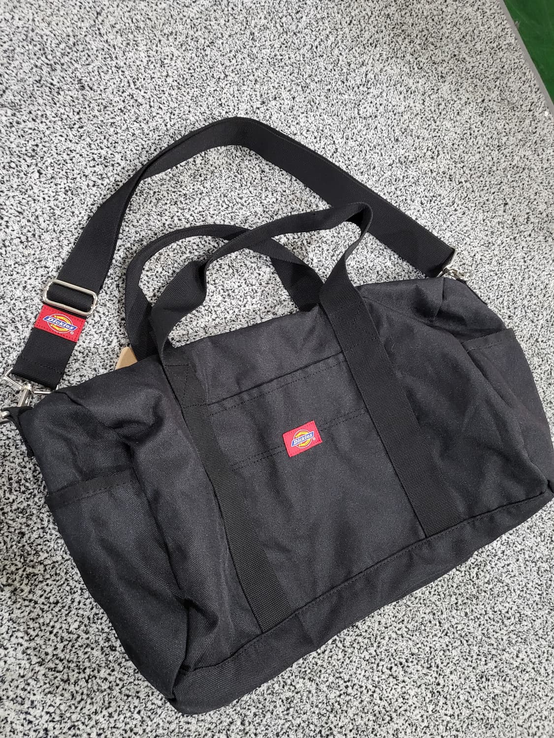 디키즈 블랙 크로스백 상품이미지1